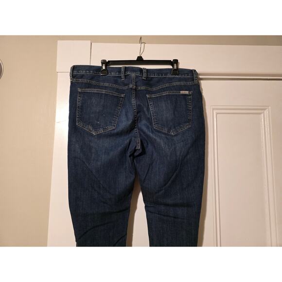 Eddie Bauer Women’s Jeans Size 38 x 30 Boyfriend Fit Dark Wash Denim Jeans - Picture 5 of 15